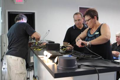 We took a veteran installer and a complete rookie to prove our point